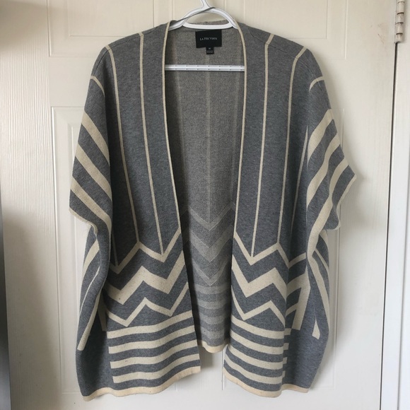 Vintage La fée Verte Knit Sweater Cape - Picture 3 of 12